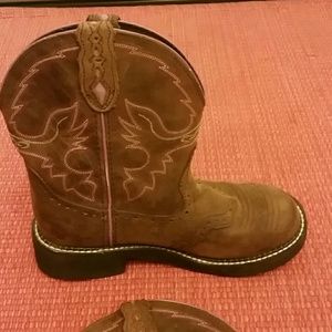 Justin cowboy boots